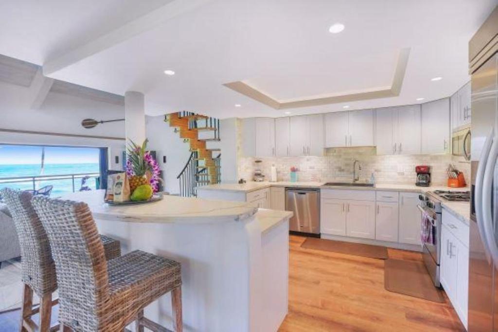 Luxury 2-Story Oceanfront Condo W/ Views & Pool Wailua  ภายนอก รูปภาพ