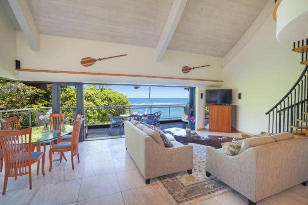 Luxury 2-Story Oceanfront Condo W/ Views & Pool Wailua  ภายนอก รูปภาพ